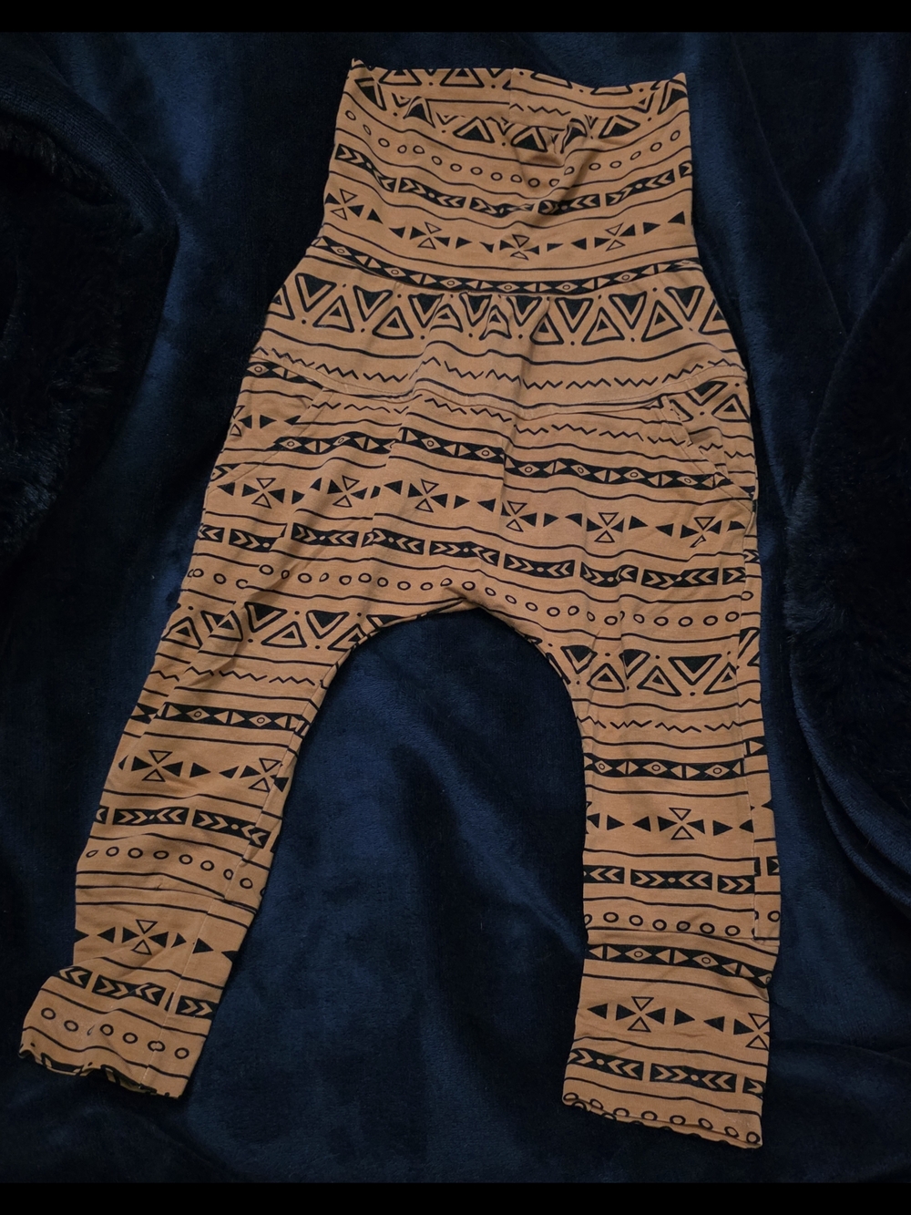Kids Brown Aztec-Print One Piece Footie 1-3ans